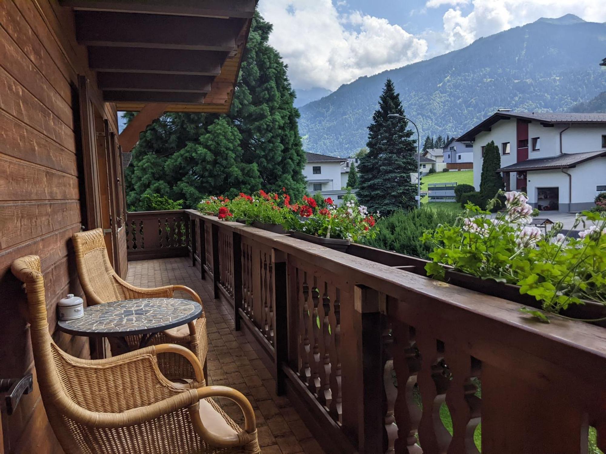 Montahaus Retro Apartments Vandans Cameră foto